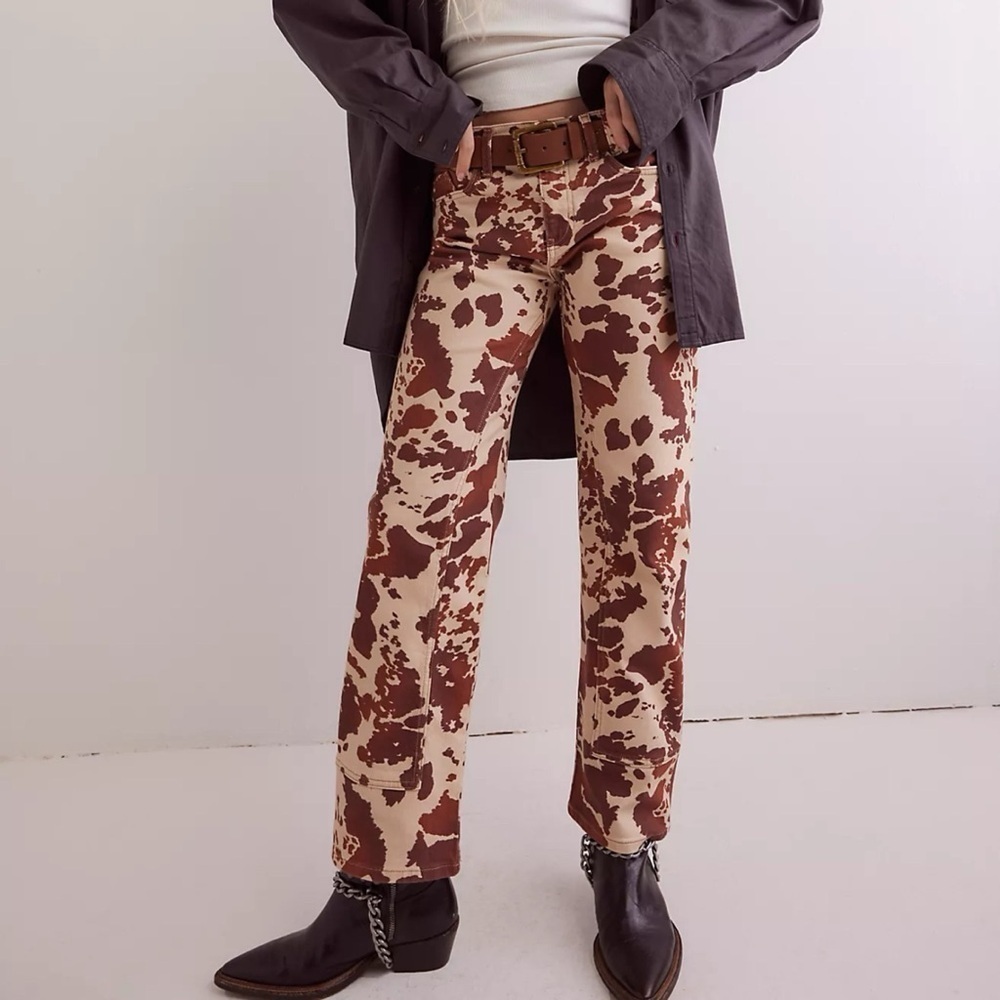 NWT Free People Risk Taker Straight-Leg Cow Print Jeans Brown 29
